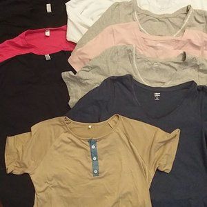 13 Assorted Plus Size T-Shirts